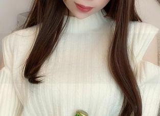 精选时刻——鹿野希6月自拍，原图奔现的轻松感！